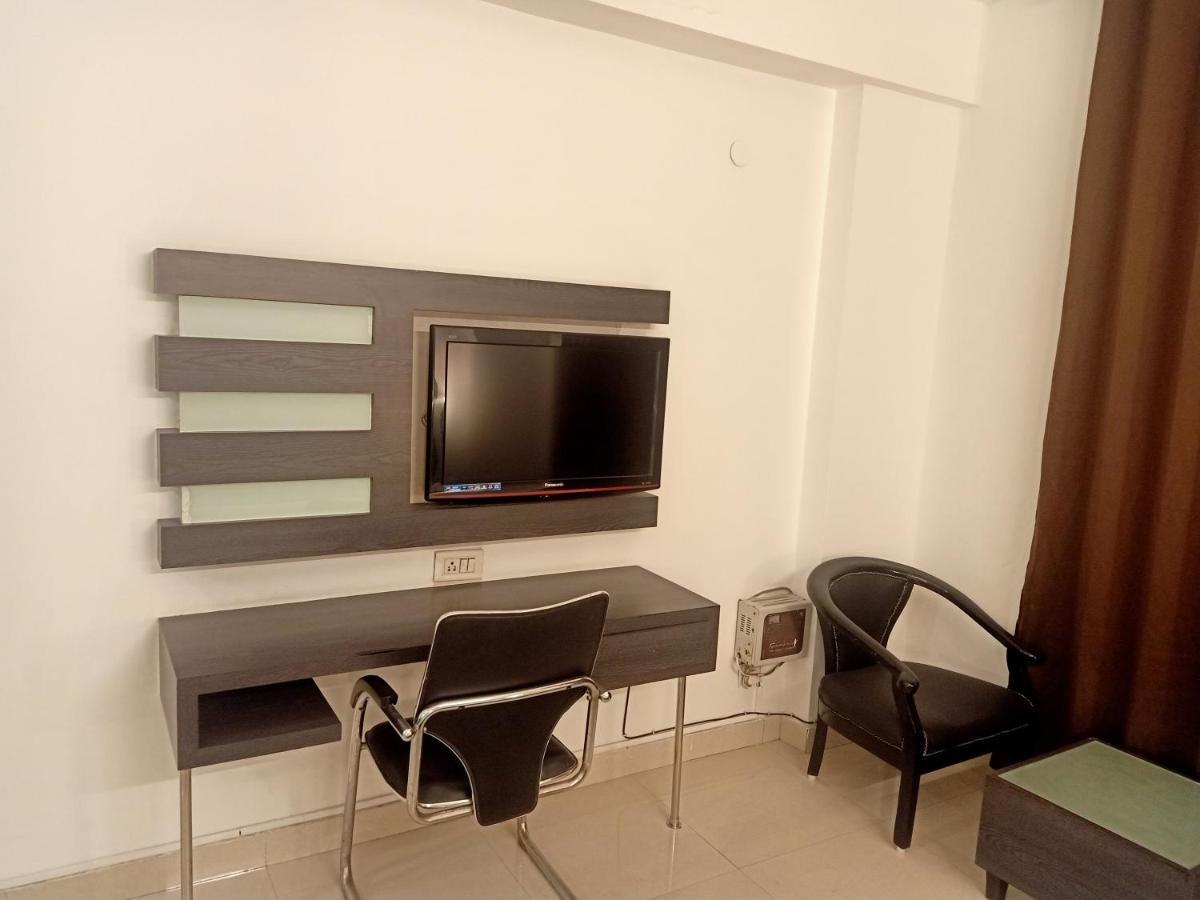 Hotel Chaupal By Casa Bella Gurgaon Exterior photo