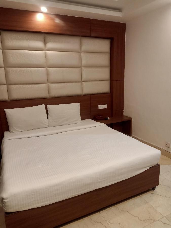 Hotel Chaupal By Casa Bella Gurgaon Exterior photo