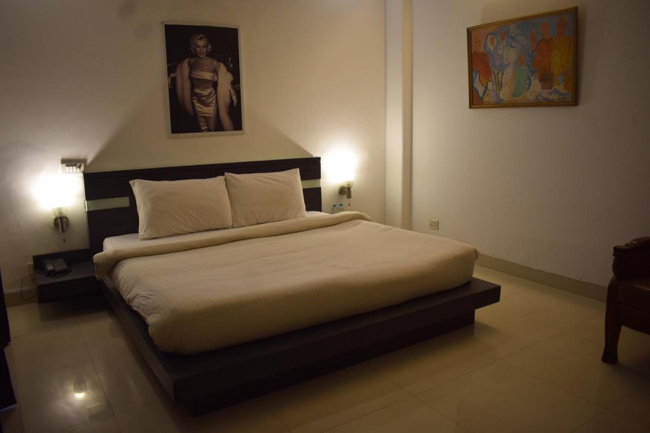 Hotel Chaupal By Casa Bella Gurgaon Exterior photo