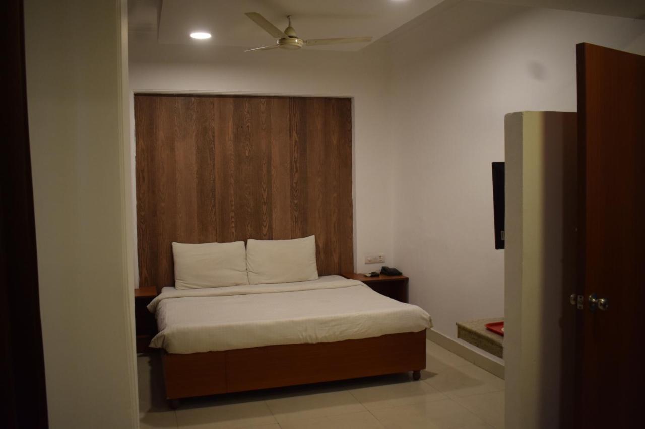 Hotel Chaupal By Casa Bella Gurgaon Exterior photo
