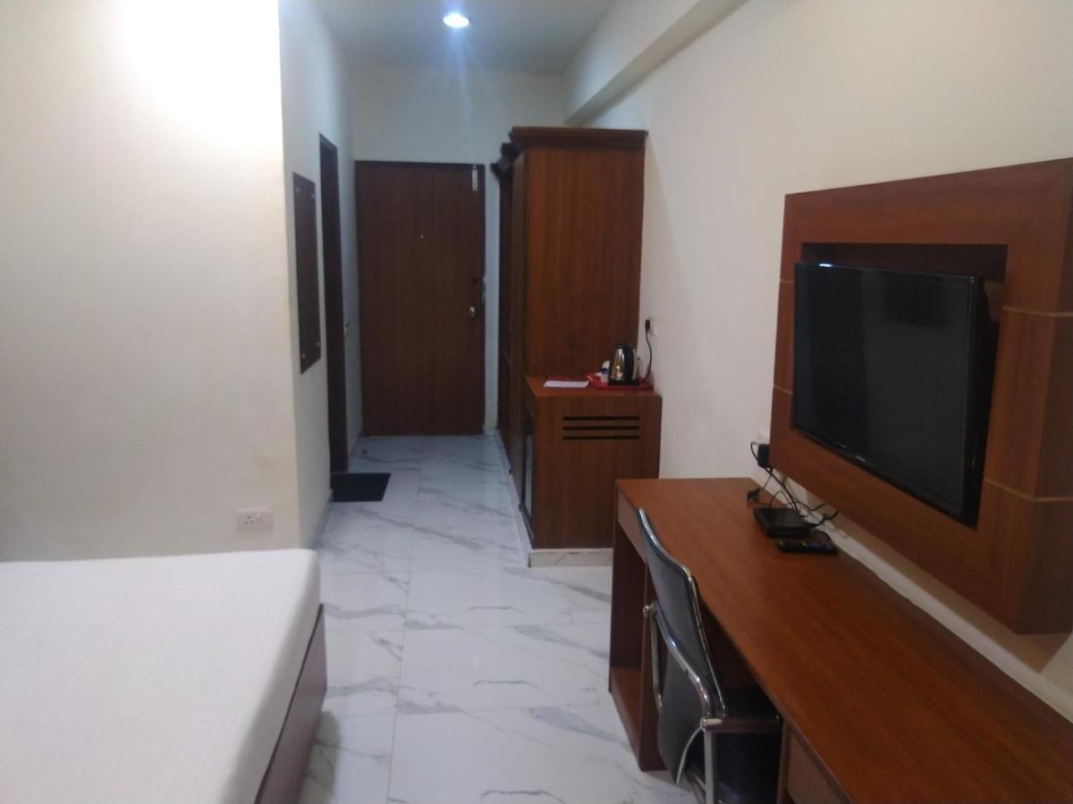 Hotel Chaupal By Casa Bella Gurgaon Exterior photo