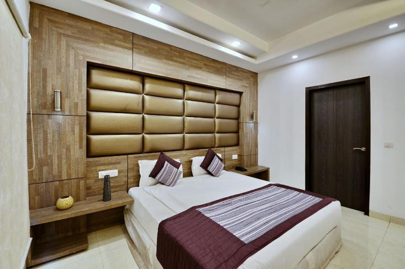 Hotel Chaupal By Casa Bella Gurgaon Exterior photo