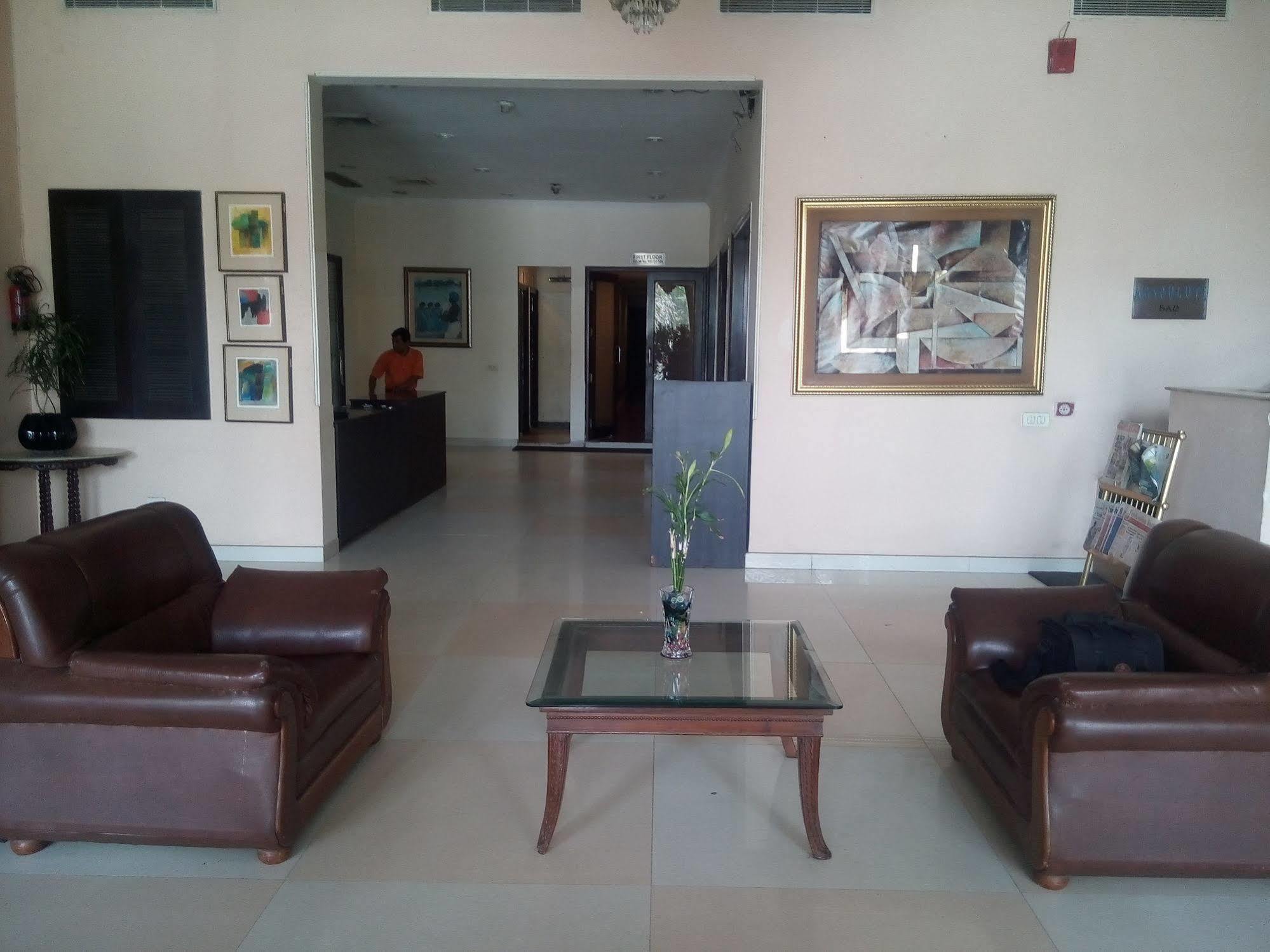 Hotel Chaupal By Casa Bella Gurgaon Exterior photo